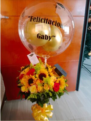 Ramo de Flores para Grado en Fontibón R166 - Floristería en Fontibón Te Mando Flores.
